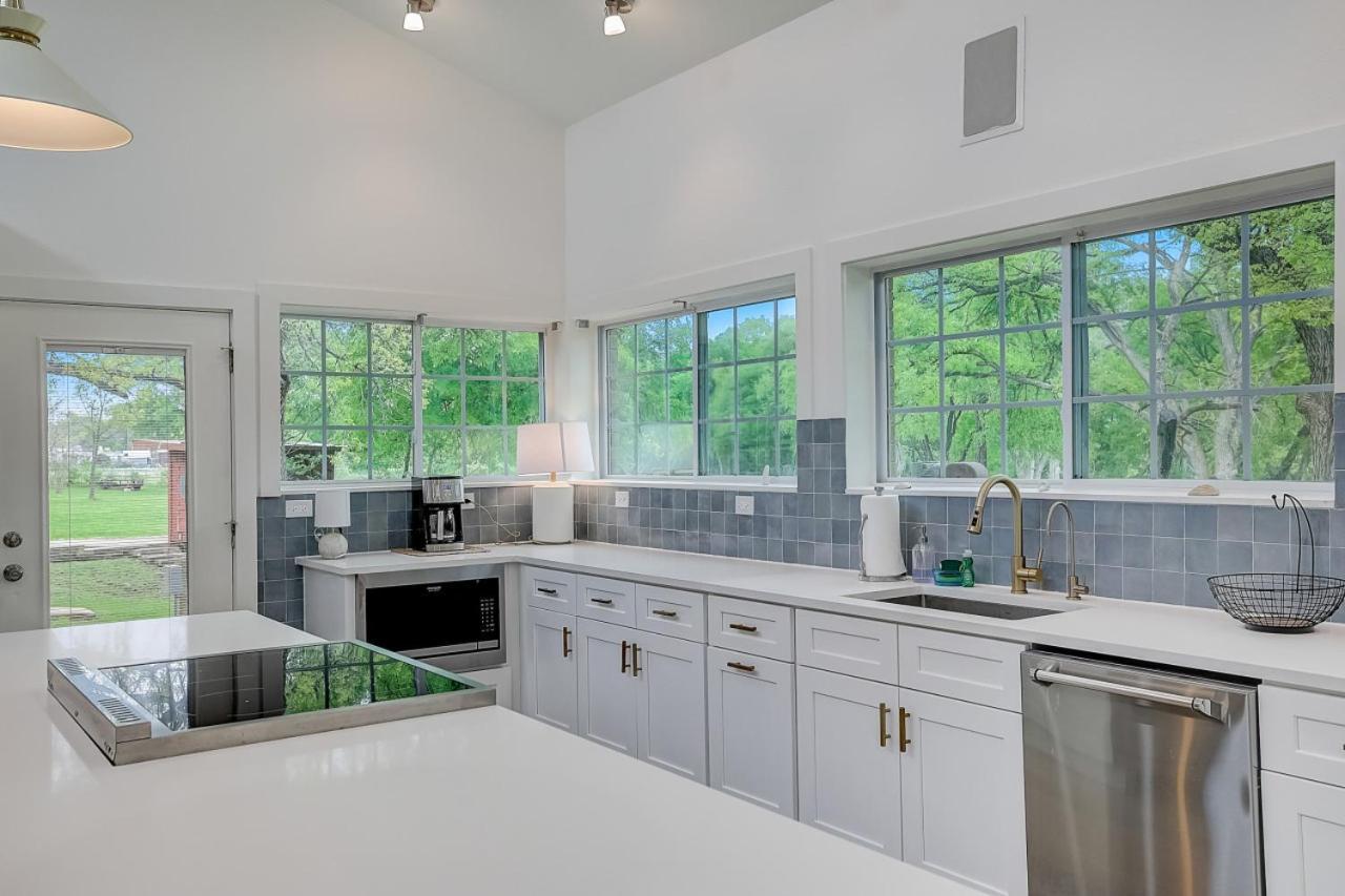 Dunlap Oasis Spacious 5Br 12Mi To Dt Austin Ngoại thất bức ảnh